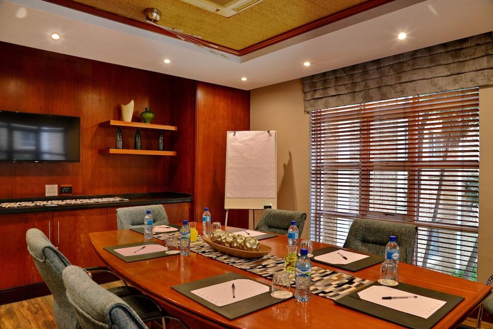 City Lodge Hotel Bloemfontein Extérieur photo